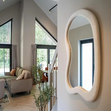 Modern Luxe Ecovilla With Terrace On The Water בית נופש *